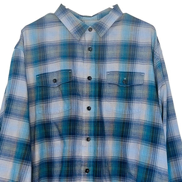 PATAGONIA Light Weigth Taditional Flannel Button Up Shirt XL Blue Grey Plaid - Picture 6 of 7